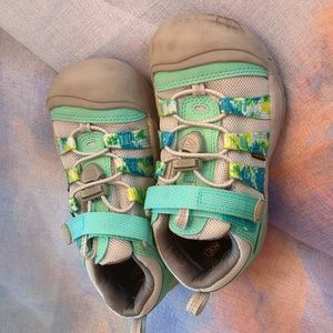 Keen kids hiking shoes washable